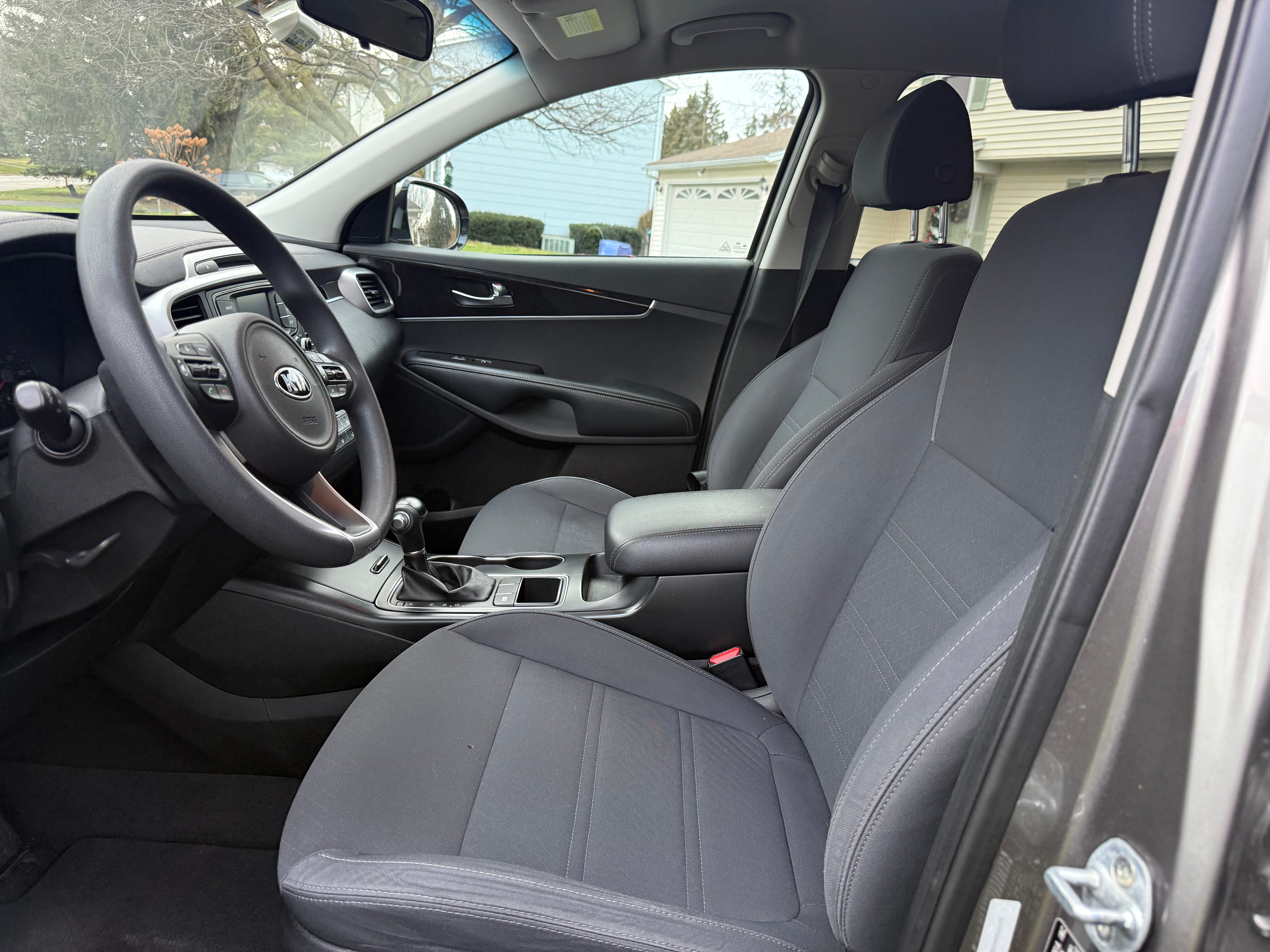 Used 2018 Kia Sorento L FWD image 8