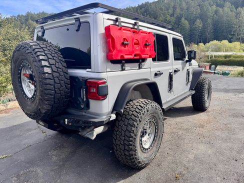 Used 2024 Jeep Wrangler Unlimited Rubicon 392 image 5