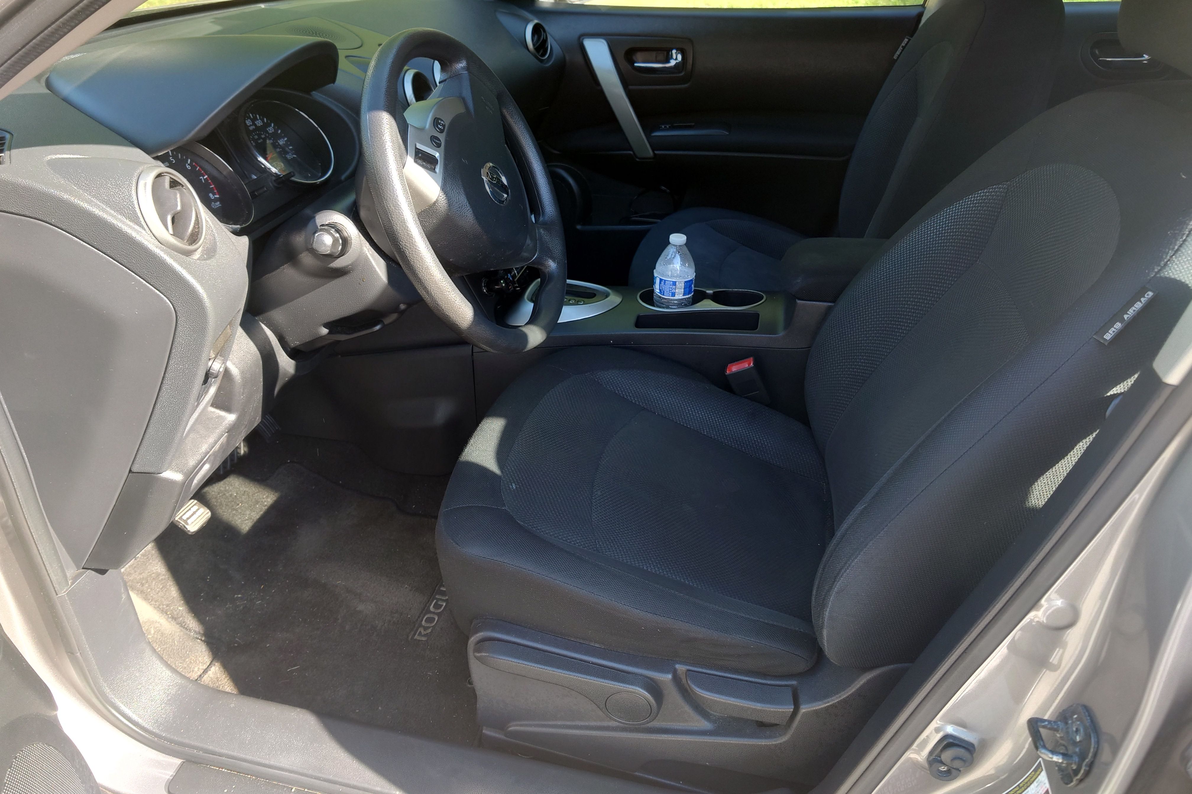 Used 2011 Nissan Rogue S AWD/4WD image 6