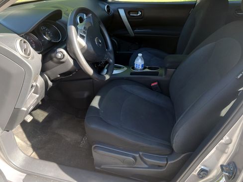 Used 2011 Nissan Rogue S AWD/4WD image 6