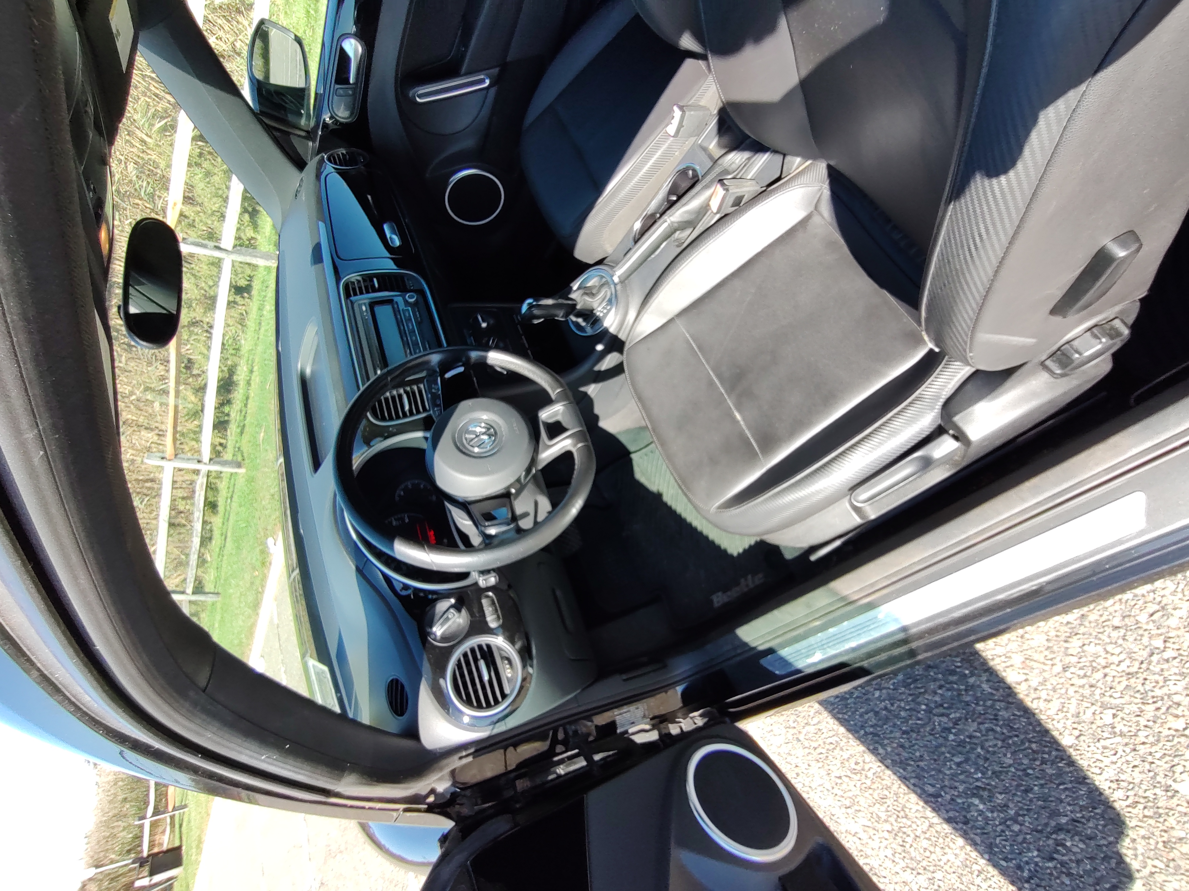 Used 2012 Volkswagen Beetle 2.5 FWD image 10