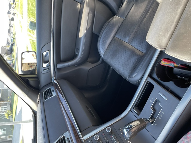 Used 2009 Lincoln MKS AWD image 12