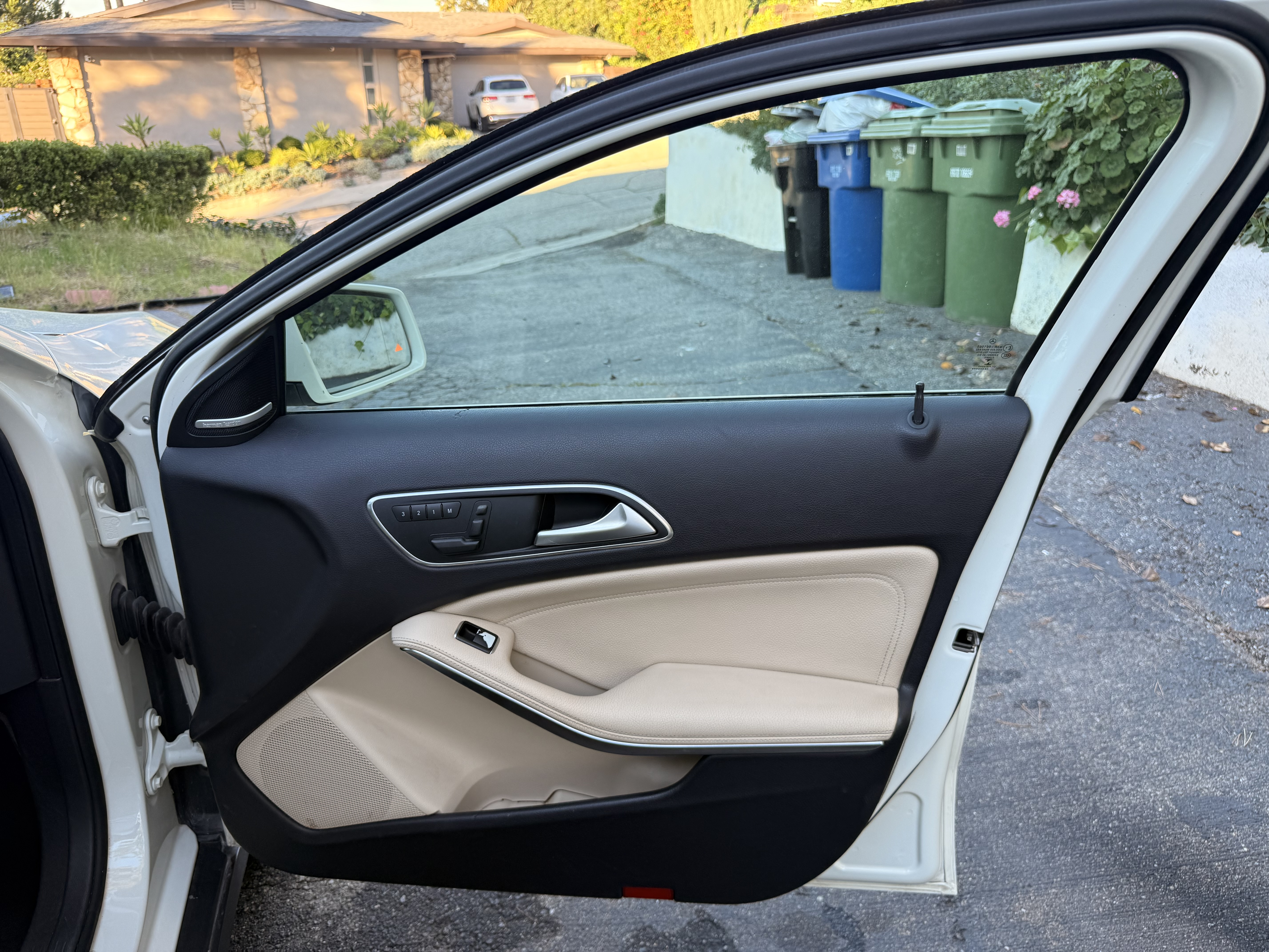 Used 2015 Mercedes-Benz GLA 250 4MATIC image 20