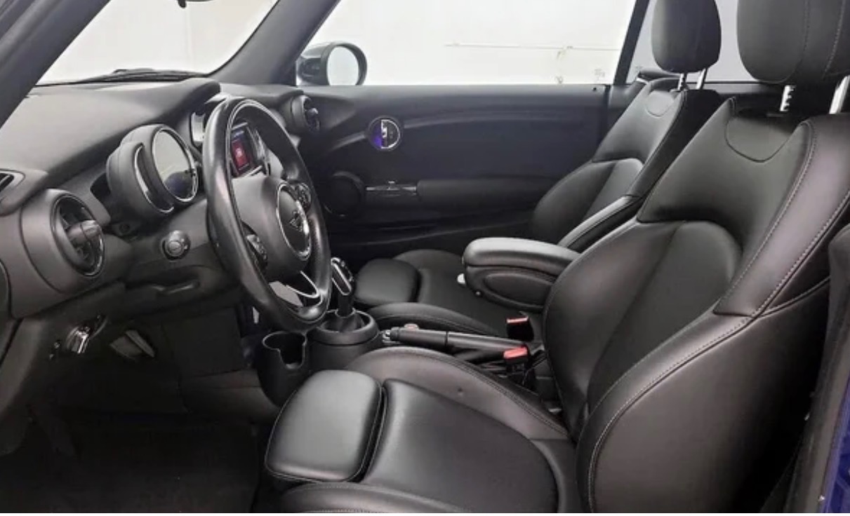 Used 2020 MINI Cooper S FWD image 8