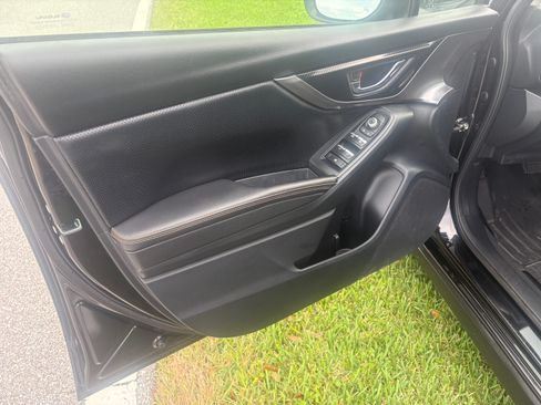 Used 2018 Subaru Crosstrek 2.0i Limited image 6