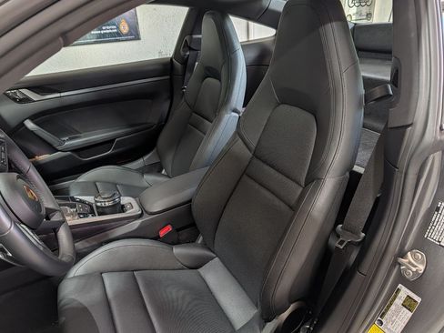 Used 2021 Porsche 911 Carrera image 11
