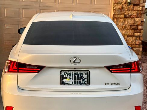Used 2014 Lexus IS 250 RWD image 6