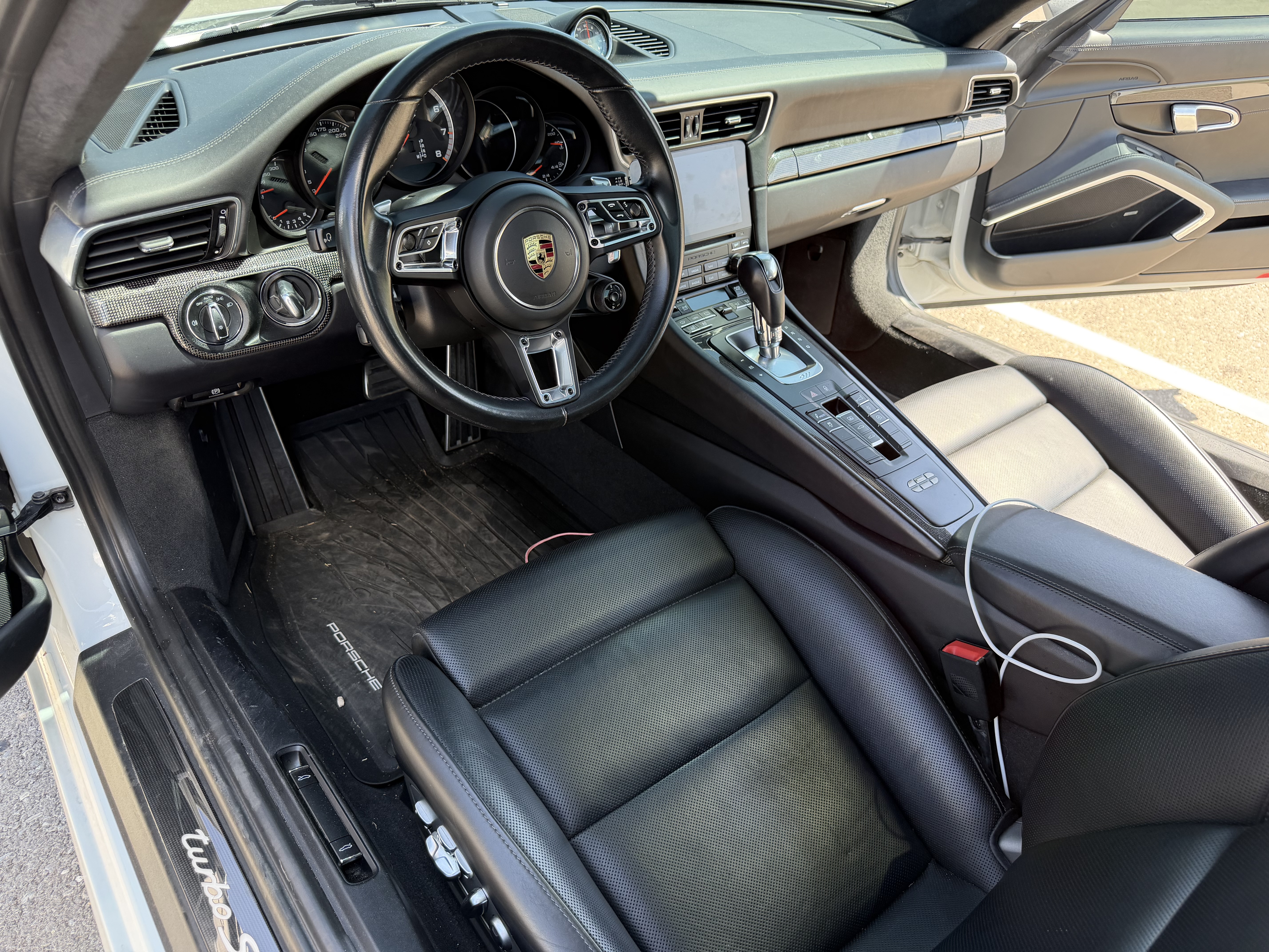 Used 2017 Porsche 911 Turbo S AWD/4WD image 14