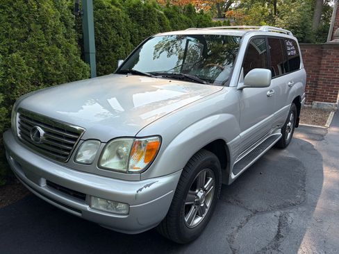 Used 2006 Lexus LX 470 4WD w/ Preferred Accessory Pkg image 4