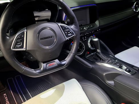 Used 2022 Chevrolet Camaro SS image 15