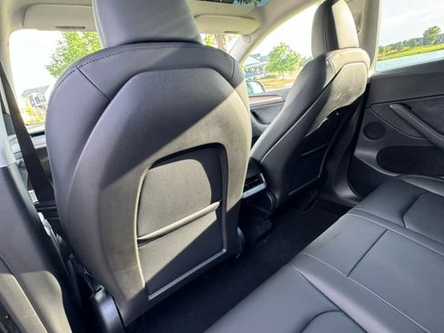 Used 2024 Tesla Model Y Long Range image 4