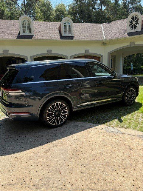 Used 2021 Lincoln Aviator Black Label w/ Dynamic Handling Package AWD/4WD image 4