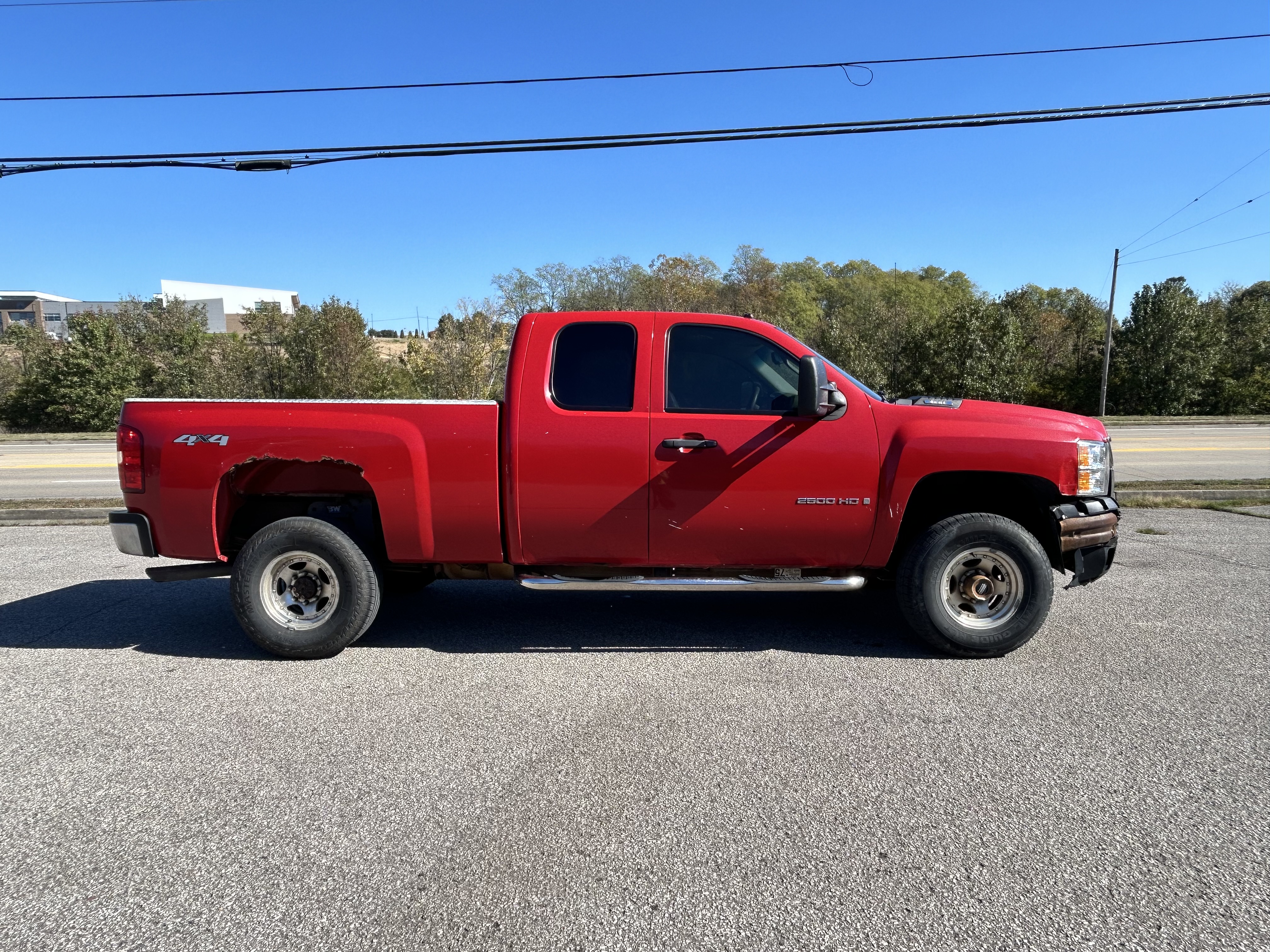 Used 2008 Chevrolet Silverado 2500 W/T w/ Snow Plow Prep Package AWD/4WD image 2