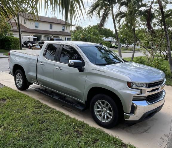 Used 2020 Chevrolet Silverado 1500 LT RWD image 4