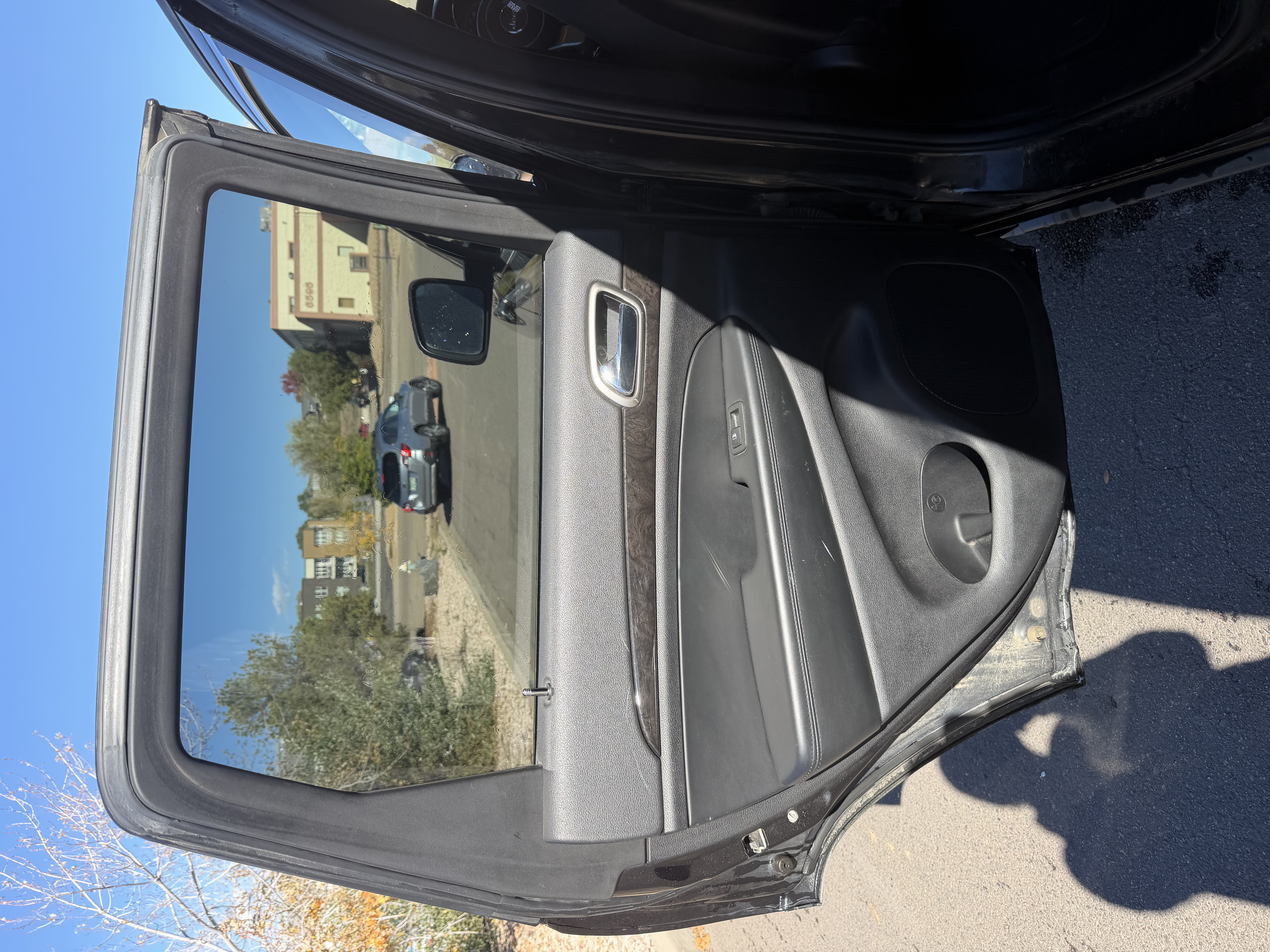 Used 2013 Jeep Grand Cherokee Laredo w/ Laredo E Group AWD/4WD image 14