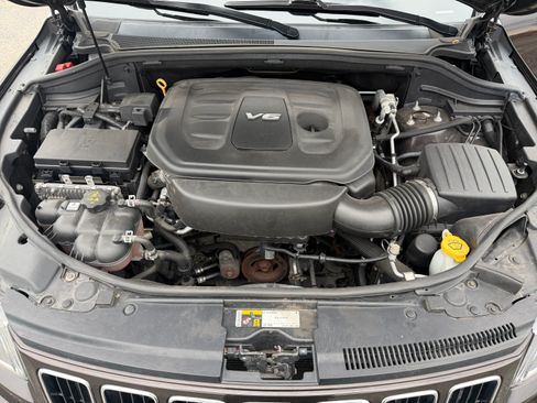 Used 2016 Jeep Grand Cherokee Limited AWD/4WD image 14