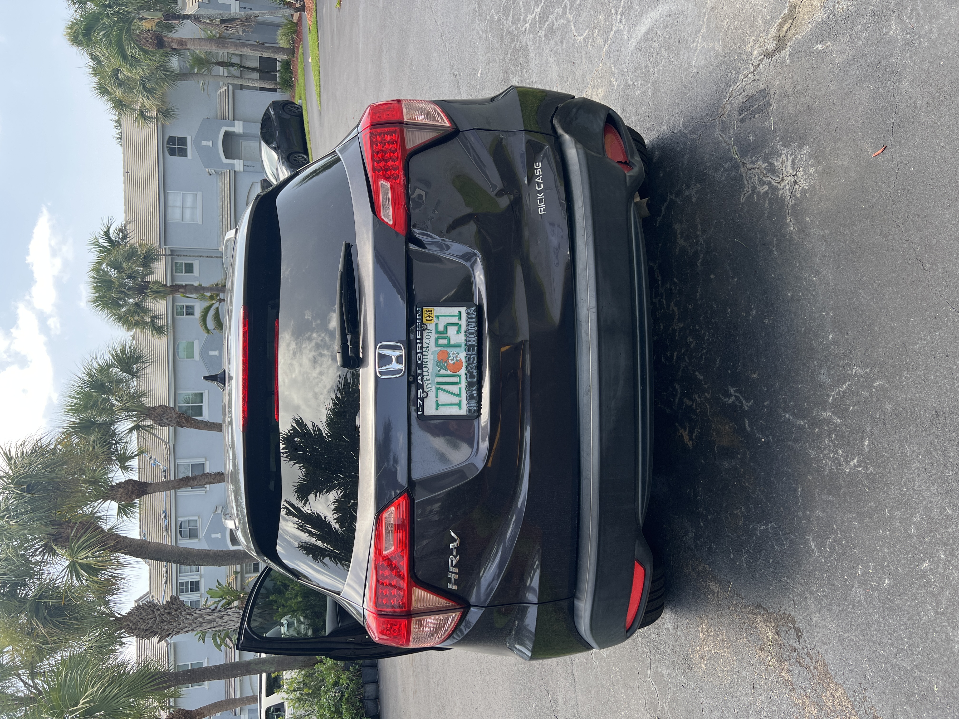Used 2016 Honda HR-V EX-L image 2