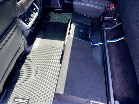 Used 2021 Ford F150 Lariat w/ Equipment Group 502A High image 16