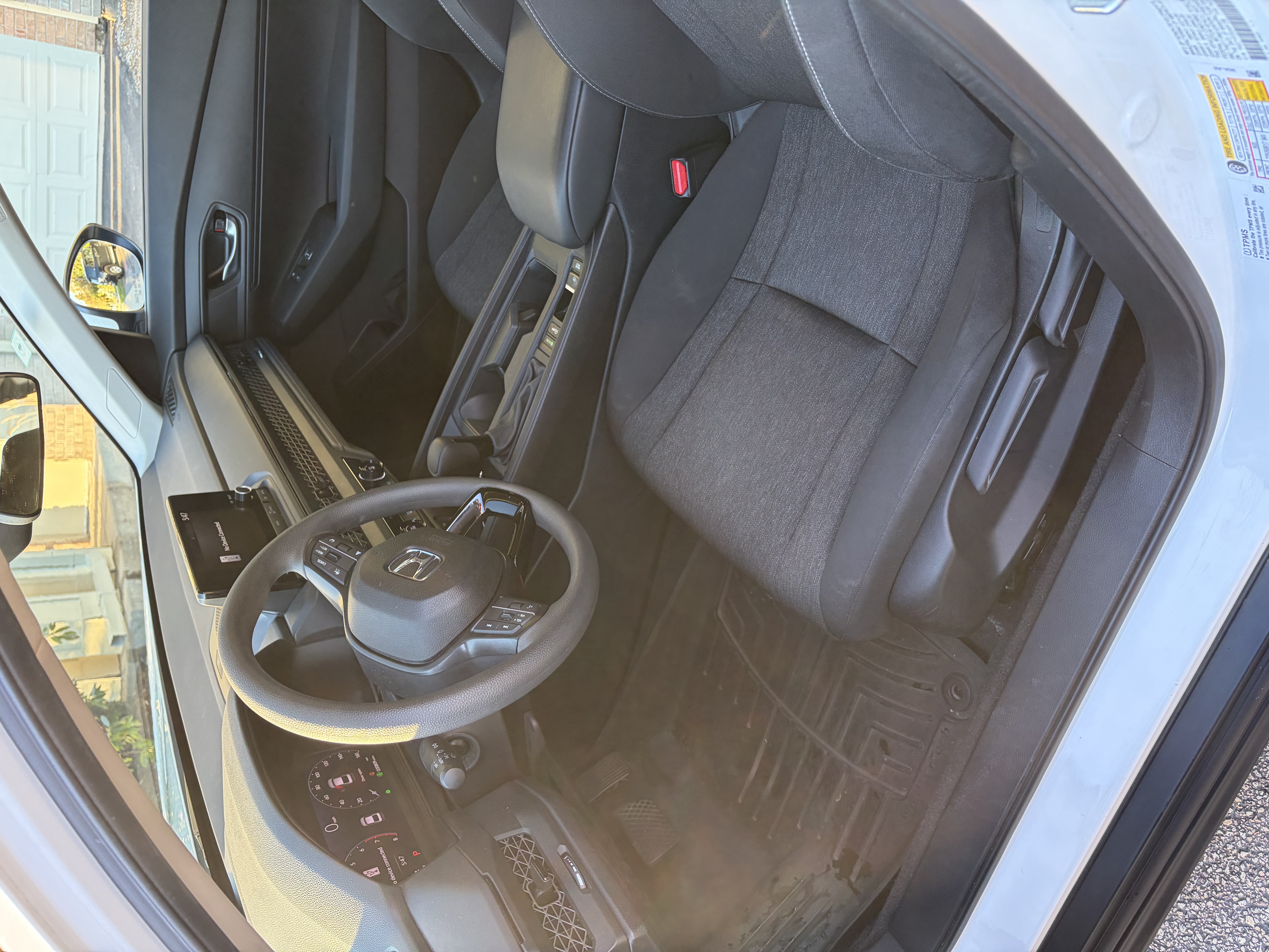 Used 2025 Honda Accord LX image 6