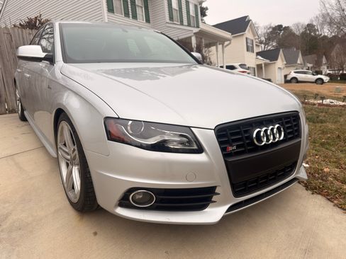 Used 2010 Audi S4 Prestige image 1