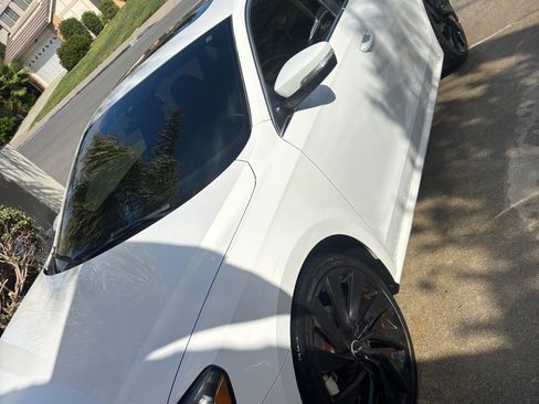 Used 2014 Volkswagen Passat 3.6 SEL Premium FWD image 1