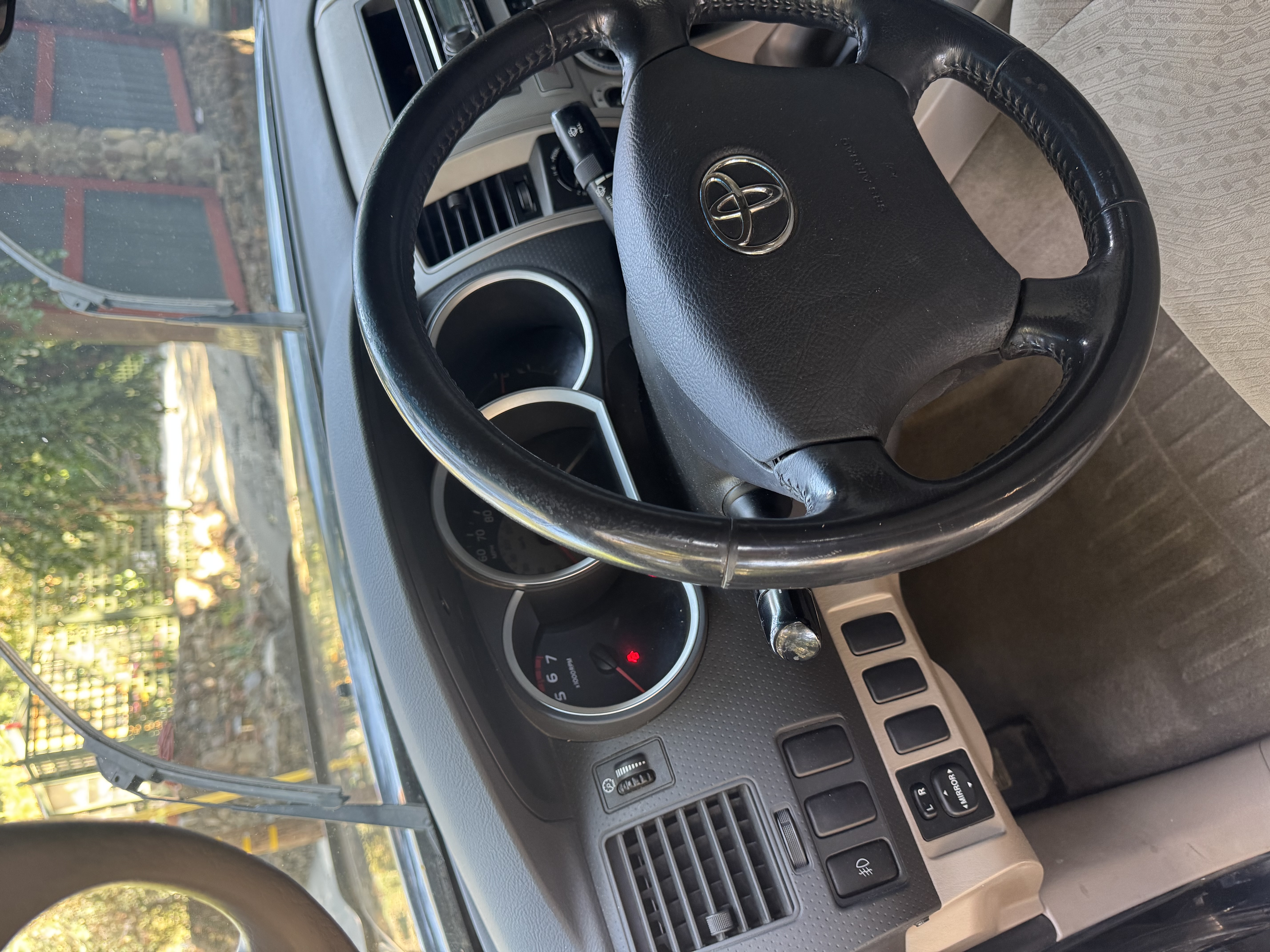 Used 2005 Toyota Tacoma 4x4 Double Cab image 4