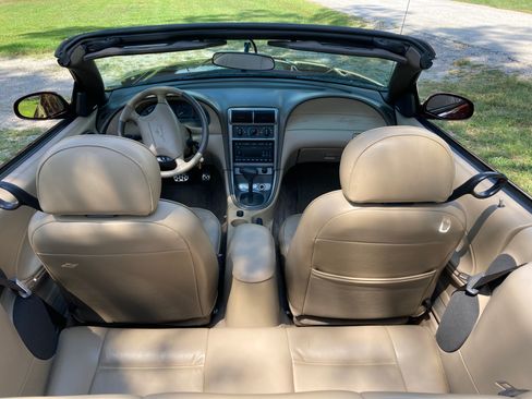 Used 2004 Ford Mustang Premium RWD image 13