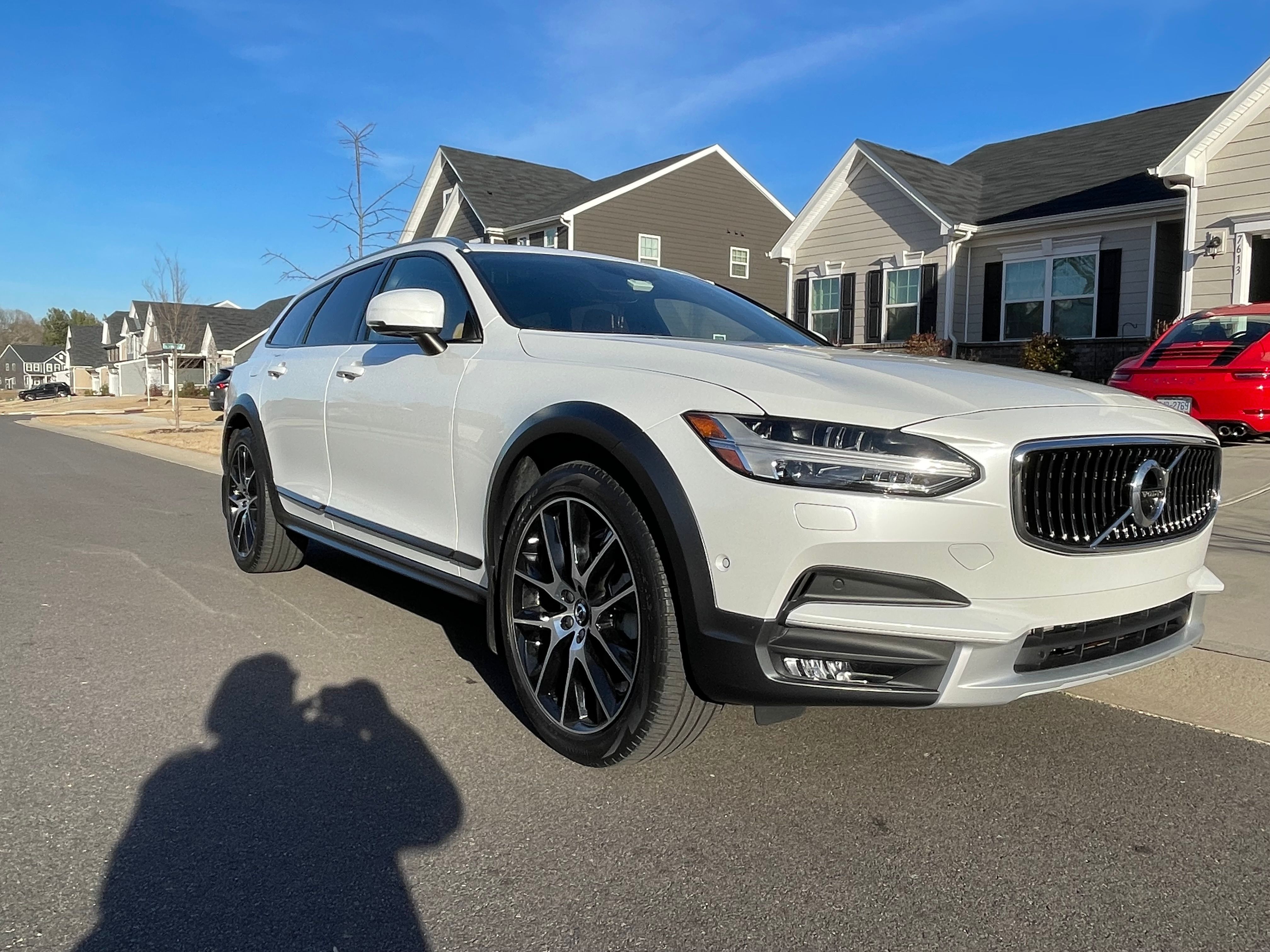 Used 2020 Volvo V90 T6 Cross Country w/ Advanced Package AWD/4WD image 12
