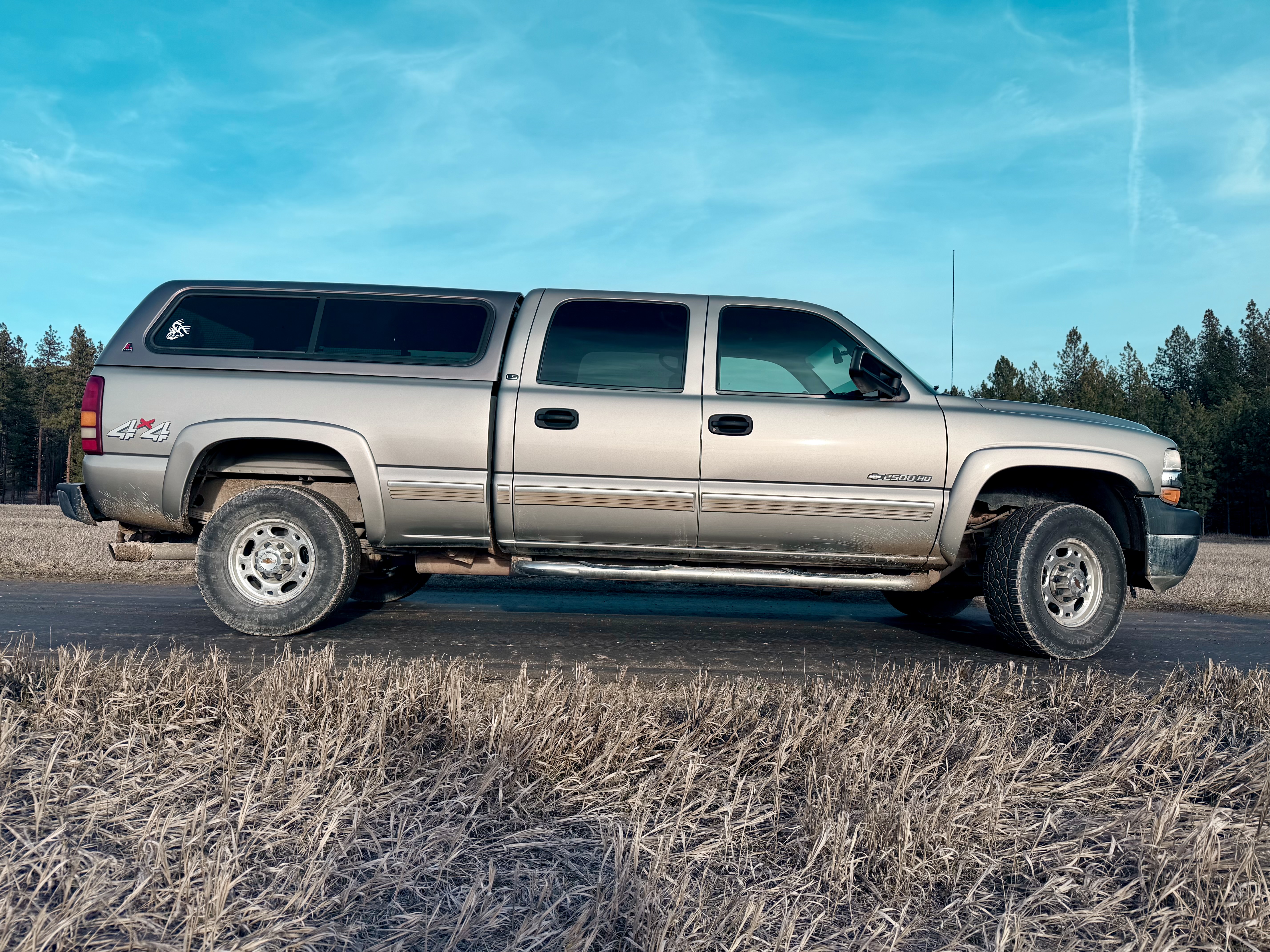 Used 2001 Chevrolet Silverado 2500 4x4 Crew Cab w/ Off-Road Skid Plate Pkg image 2