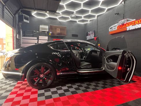 Used 2016 Bentley Continental GT V8 S image 2