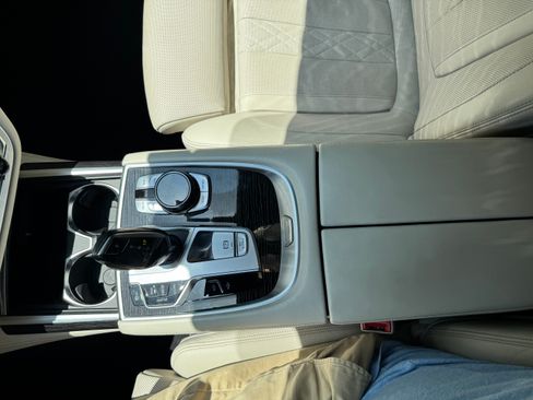 Used 2018 BMW 750i xDrive AWD/4WD image 15