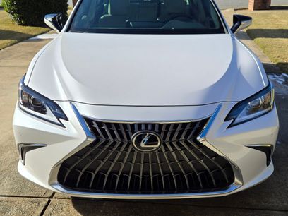 Used 2023 Lexus ES 350 w/ Premium Package