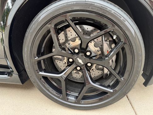 Used 2014 Chevrolet Camaro Z/28 RWD image 23