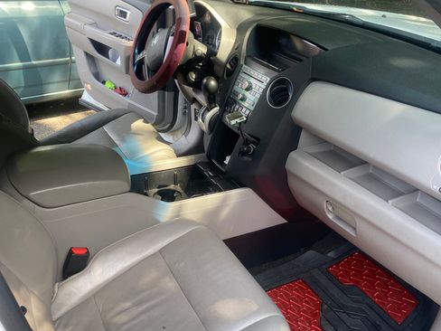 Used 2011 Honda Pilot EX-L image 11