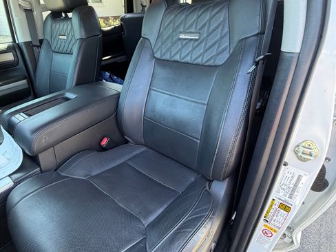 Used 2018 Toyota Tundra Platinum AWD/4WD image 12