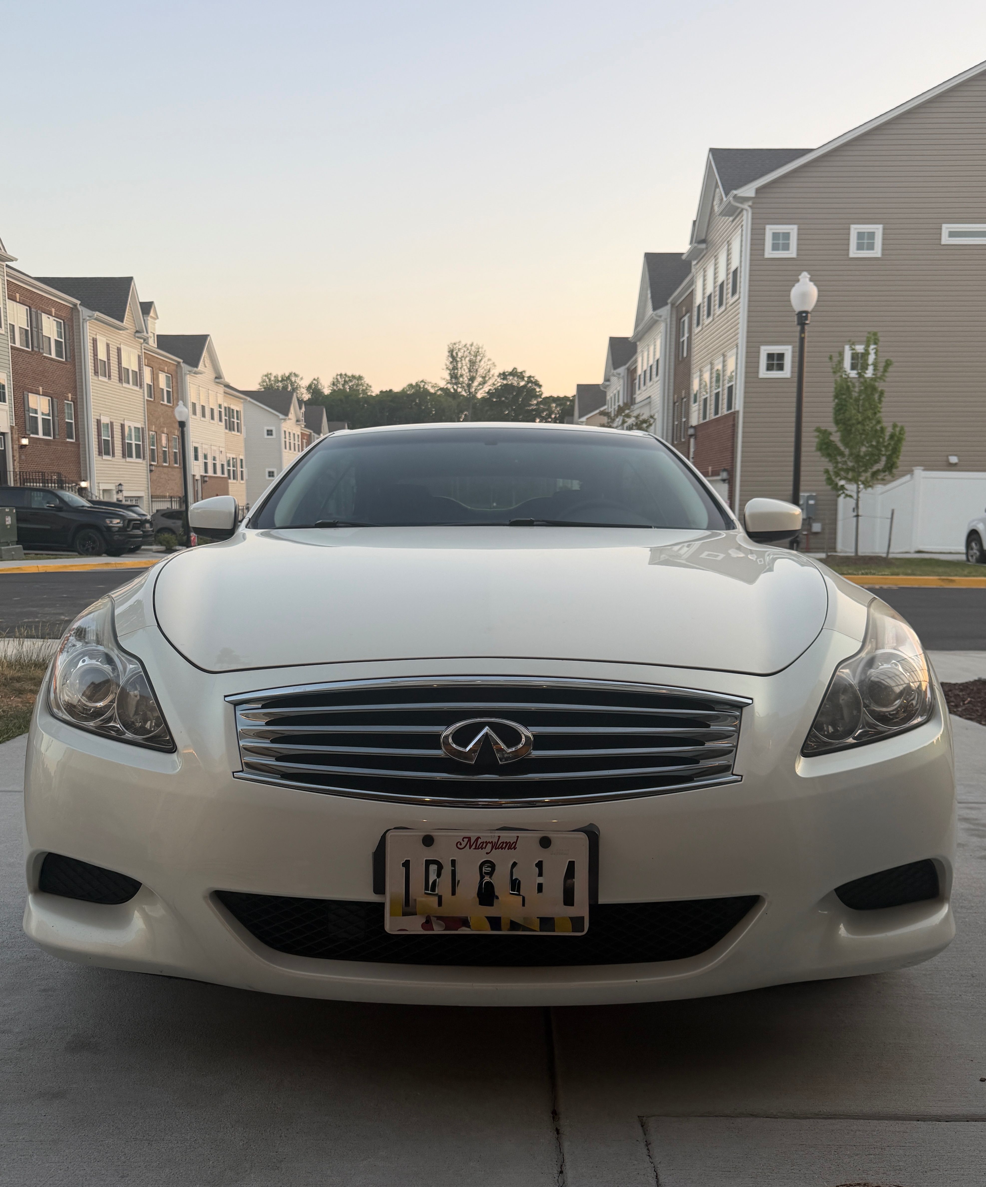 Used 2010 INFINITI G37 Convertible w/ Premium Pkg RWD image 10