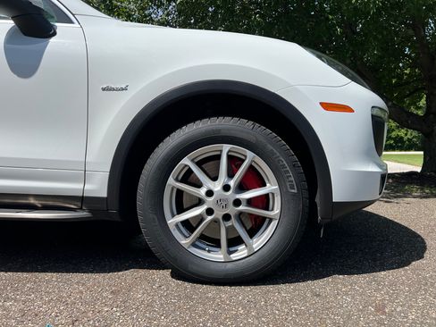 Used 2015 Porsche Cayenne Diesel image 10