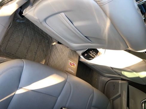 Used 2013 Cadillac XTS Luxury w/ Driver Awareness Package FWD image 10
