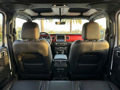 Used 2020 Jeep Wrangler Unlimited Rubicon image 6