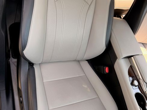 Used 2019 Lexus RX 450h AWD w/ Navigation Package image 9