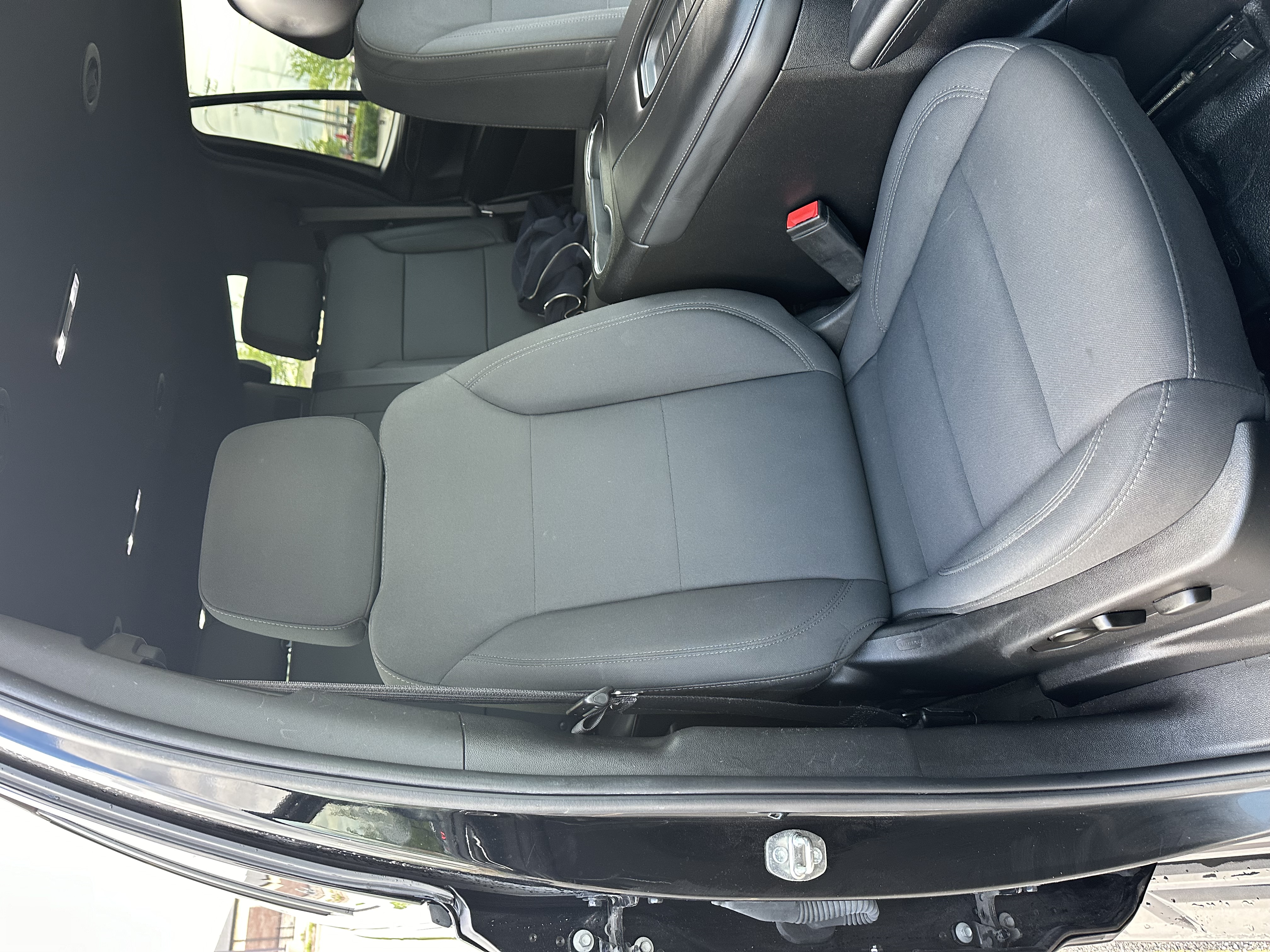 Used 2022 Chevrolet Tahoe 2WD w/ Remote Keyless Entry Package image 20