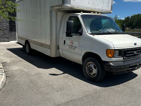 Used 2007 Ford E-450 and Econoline 450 RWD image 12
