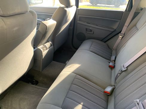 Used 2006 Jeep Grand Cherokee Laredo image 9