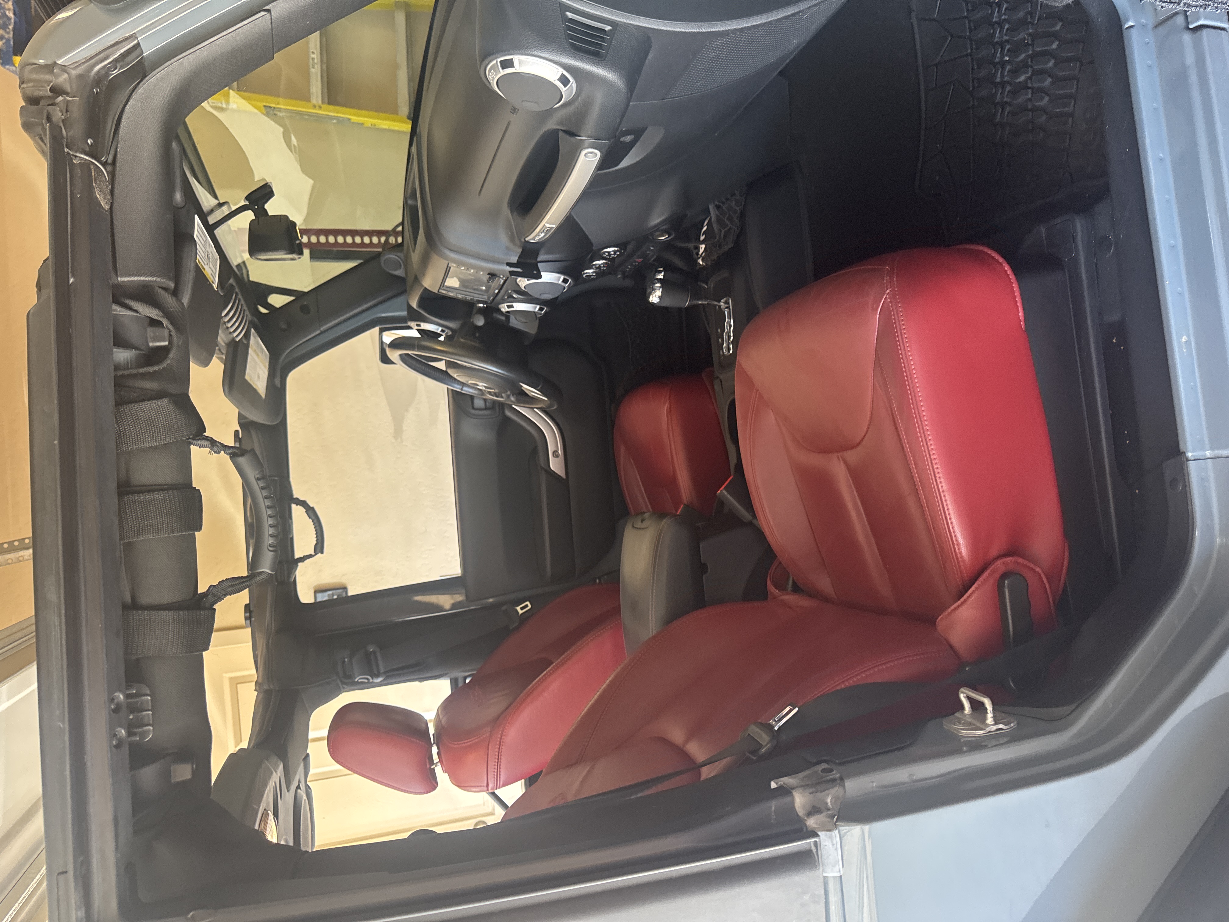 Used 2013 Jeep Wrangler Rubicon AWD/4WD image 18