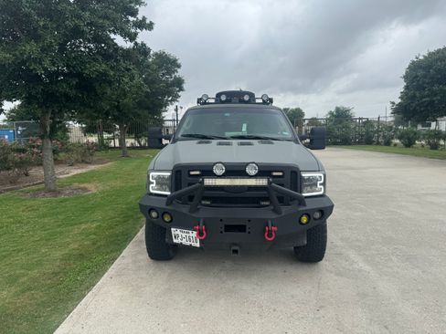 Used 2003 Ford Excursion Limited AWD/4WD image 1