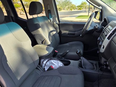 Used 2009 Nissan Xterra Off-Road w/ Tow Pkg image 12