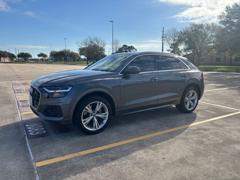 Used 2019 Audi Q8 Premium Plus w/ Premium Plus image 1