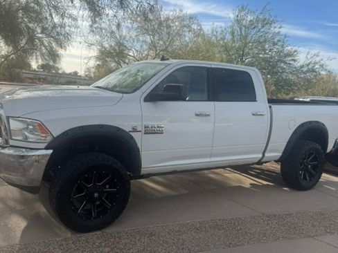 Used 2017 RAM 2500 SLT AWD/4WD image 1