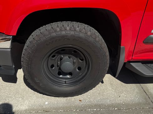 Used 2007 GMC Canyon SLE image 19