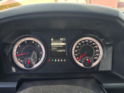 Used 2018 RAM 2500 Tradesman w/ Chrome Appearance Group image 11